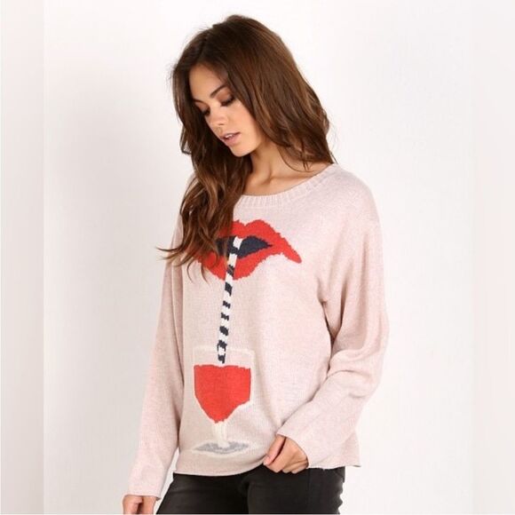 REVOLVE Wildfox Suck It Up Lips Light Pink Oversized Sweater Size XS - Picture 12 of 12